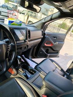 نيسان فرونتر